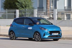 Hyundai-i10-1.0-AMT-(19)