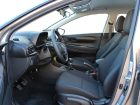 Hyundai i20 1.2 interior 2020 (21)