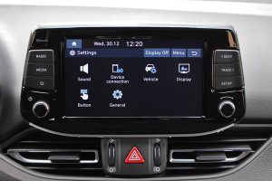 Hyundai-i30-1.0-T-GDi-120-PS-iMT-(10)