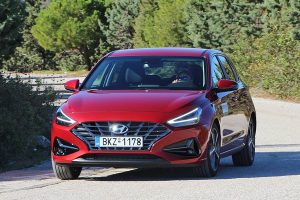 Hyundai-i30-1.0-T-GDi-120-PS-iMT-(40)