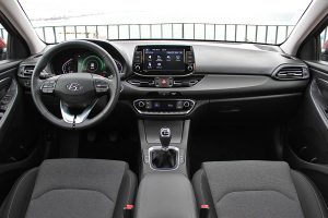 Hyundai-i30-1.0-T-GDi-120-PS-iMT-(6)