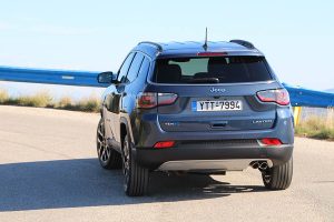 Jeep Compass 4xe (26)