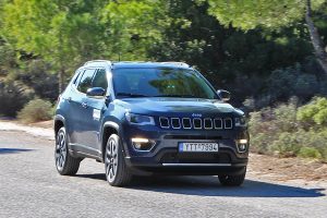 Jeep Compass 4xe (39)