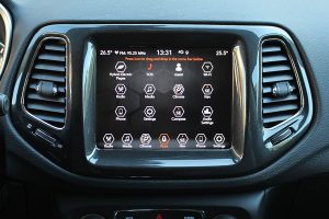 Jeep Compass 4xe (9)