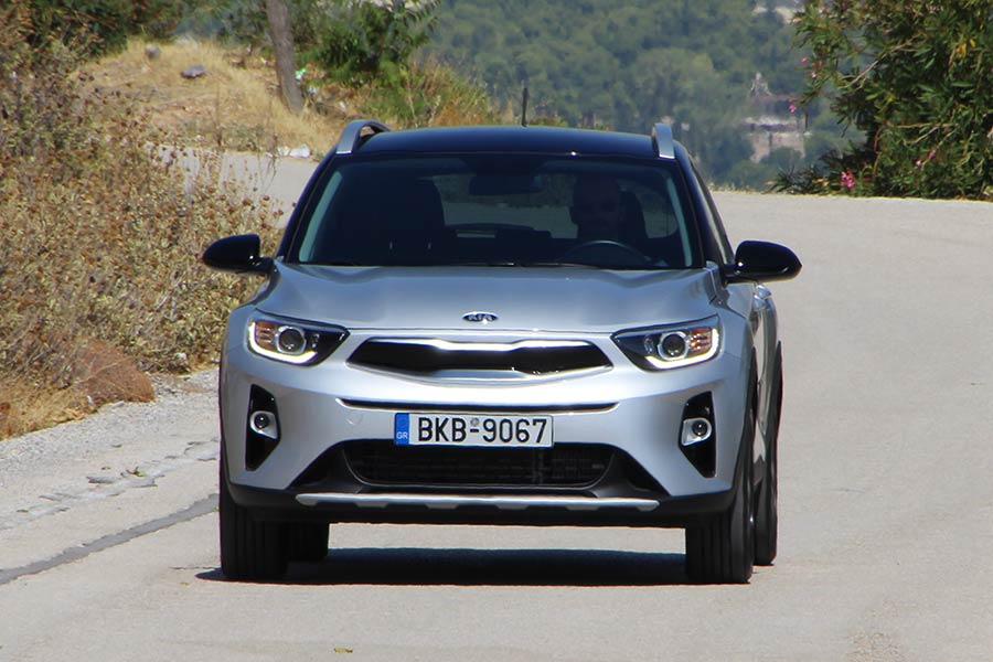 https://autogreeknews.gr/wp-content/uploads/2021/01/Kia-Stonic-1.0-T-GDi-100-PS-3.jpg