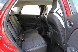 Renault Captur 1.3 TCe 130 (2)