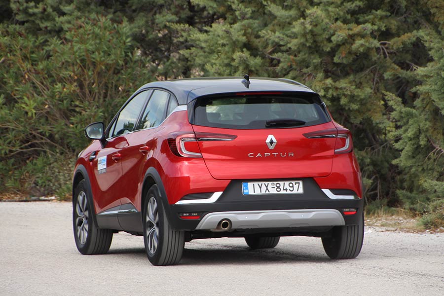 https://autogreeknews.gr/wp-content/uploads/2021/01/Renault-Captur-1.3-TCe-130-33.jpg