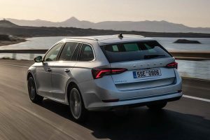 Skoda-Octavia-2020-xoros-aposkeuwn-(11)