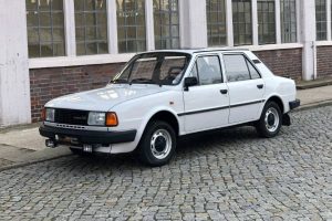 Skoda_135_GL_1988_pekna_prodej_03