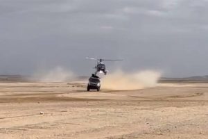 helicopter hits truck dakar