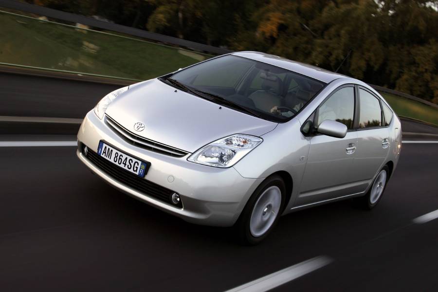 https://autogreeknews.gr/wp-content/uploads/2021/01/toyota_prius_8.jpg