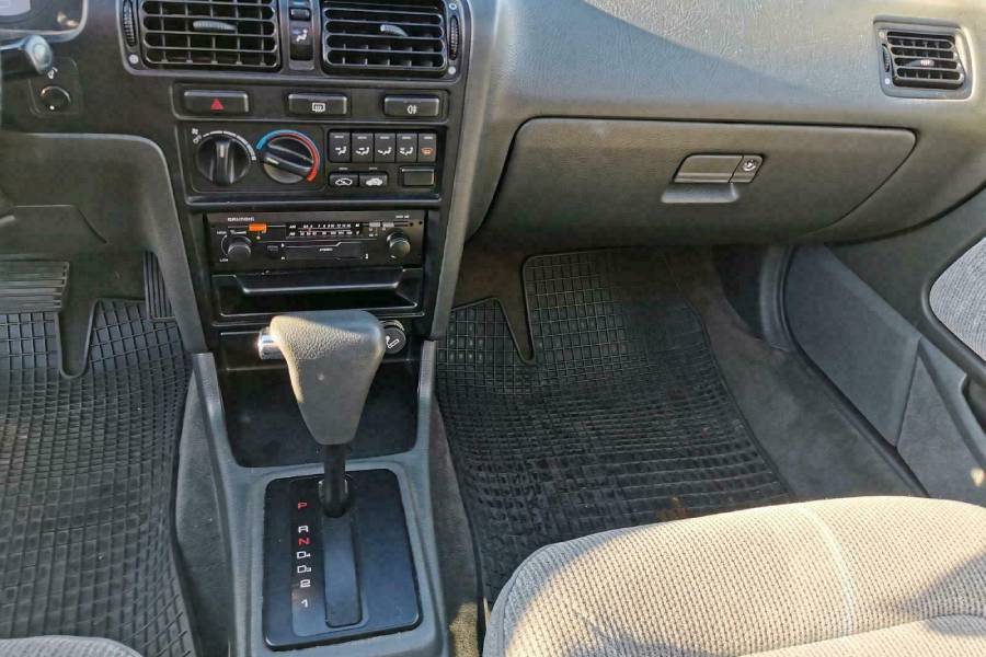 https://autogreeknews.gr/wp-content/uploads/2021/02/1992-honda-accord-for-sale-6.jpg