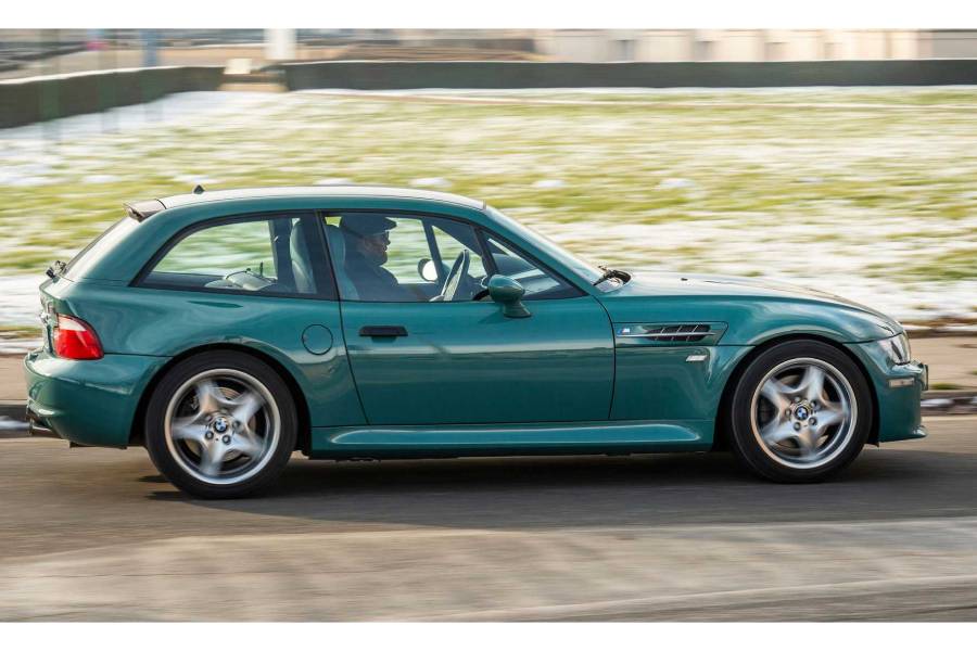 https://autogreeknews.gr/wp-content/uploads/2021/02/1998-bmw-m-coupe-for-sale-exterior-2.jpg