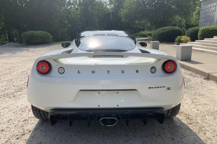 https://autogreeknews.gr/wp-content/uploads/2021/02/2014-lotus-evora-s-sold-as-new-2.jpg