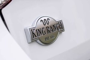2021-ford-explorer-king-ranch 7