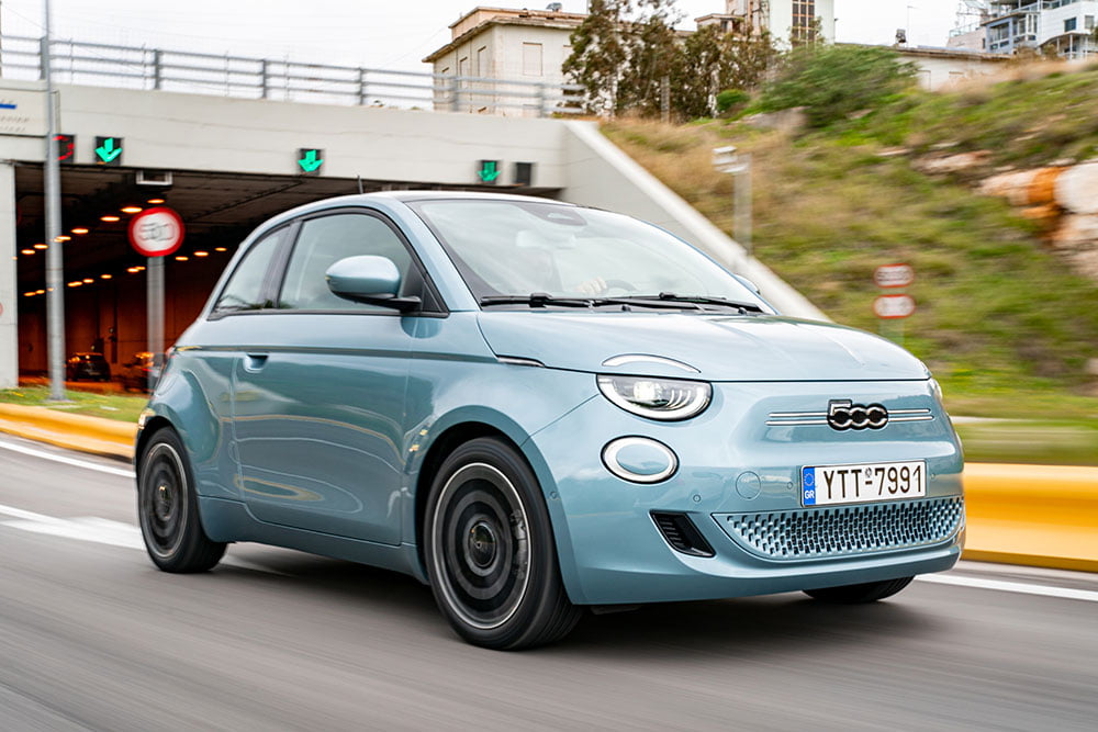 https://autogreeknews.gr/wp-content/uploads/2021/02/Fiat-500-Electric-2.jpg