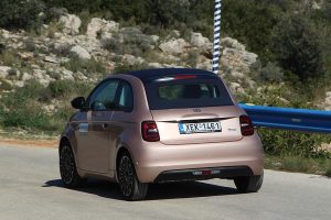 Fiat 500e Cabrio (31)