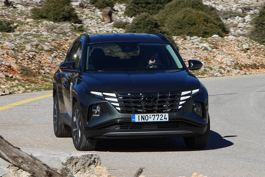 https://autogreeknews.gr/wp-content/uploads/2021/02/Hyundai-Tucson-1.6-180-PS-15.jpg