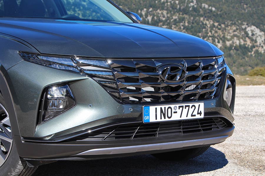 https://autogreeknews.gr/wp-content/uploads/2021/02/Hyundai-Tucson-1.6-180-PS-55.jpg