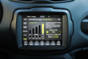 Jeep-Renegade-4xe-(10)