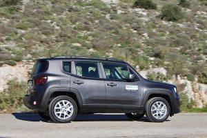 Jeep-Renegade-4xe-(35)