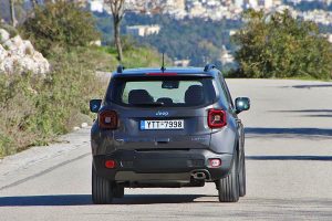 Jeep-Renegade-4xe-(36)