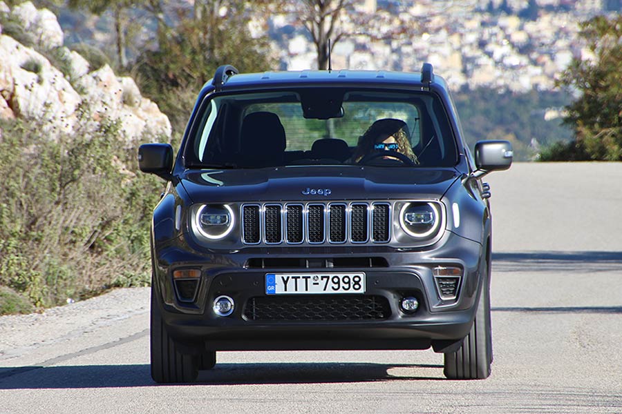 https://autogreeknews.gr/wp-content/uploads/2021/02/Jeep-Renegade-4xe-37.jpg