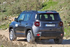 Jeep-Renegade-4xe-(44)