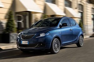 Lancia-Ypsilon-1