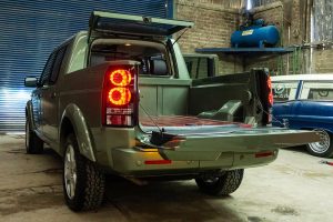 Land-Rover-Discovery-pickup-1