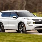 Mitsubishi-Outlander-2021-(1)