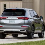 Mitsubishi-Outlander-2021-(17)