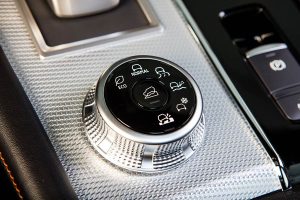 Mitsubishi-Outlander-2021-(7)