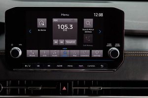 Mitsubishi-Outlander-2021-(8)