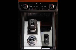 Mitsubishi-Outlander-2021-(9)