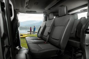 Nissan-NV300-Combi-2021-(11)