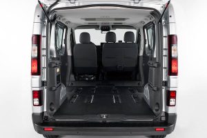Nissan-NV300-Combi-2021-(15)