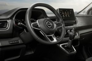 Nissan-NV300-Combi-2021-(16)