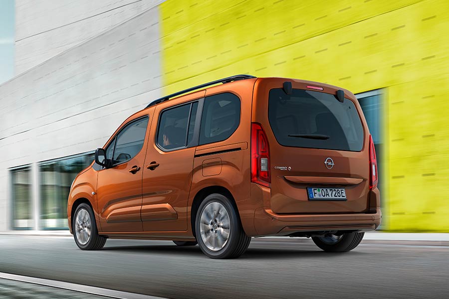 https://autogreeknews.gr/wp-content/uploads/2021/02/Opel-Combo-e-Life-514353.jpg