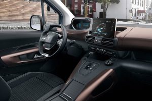 PEUGEOT-e-Rifter-(12)