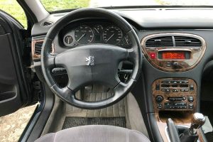 Peugeot-607-2001-(11)