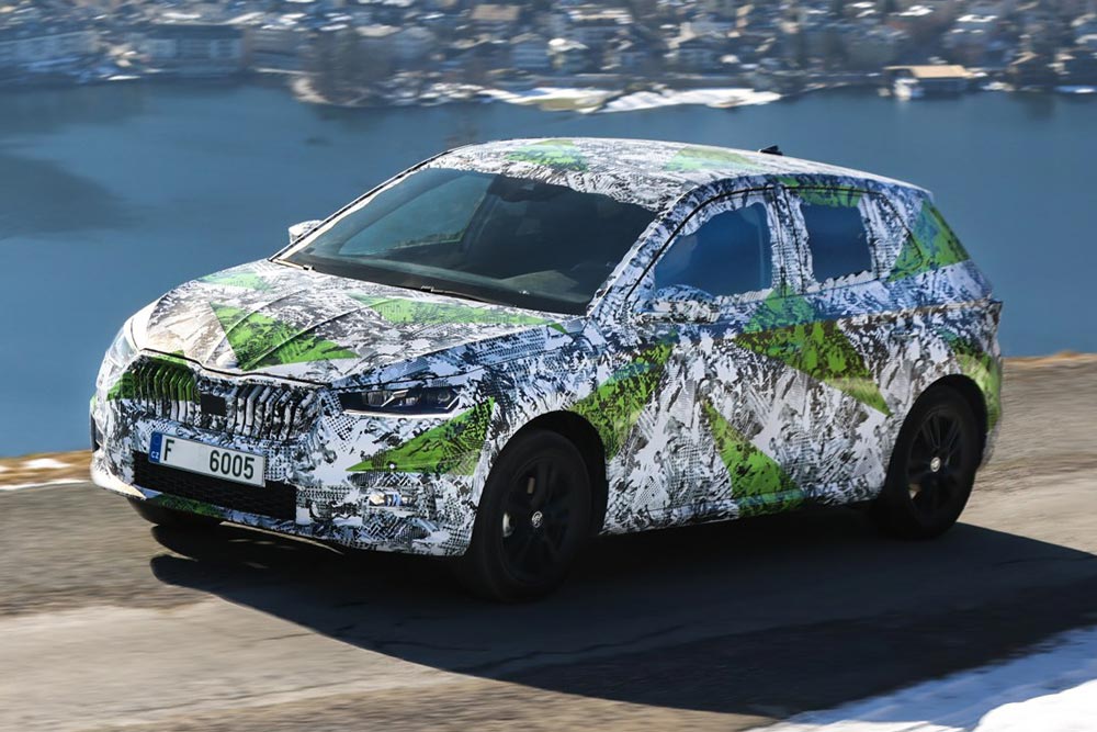 https://autogreeknews.gr/wp-content/uploads/2021/02/Skoda-Fabia-2021-covered-1.jpg