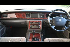 Toyota-Century-2000-(10)