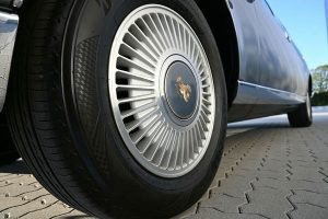 Toyota-Century-2000-(8)