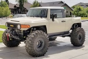 Toyota_FJ_Cruiser_2