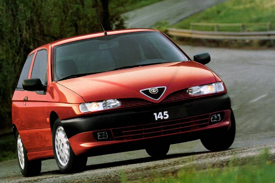 https://autogreeknews.gr/wp-content/uploads/2021/02/alfa_romeo_145_14.jpg