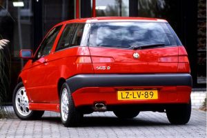 alfa_romeo_145_quadrifoglio 2