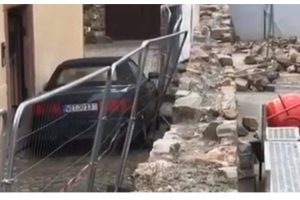 audi 80 cabriolet narrow pass