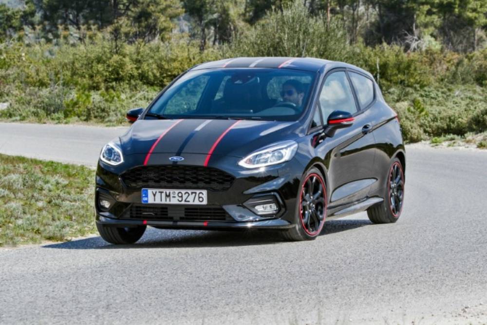 https://autogreeknews.gr/wp-content/uploads/2021/02/ford-fiesta-st-line.jpg