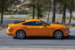 ford_mustang_gt_fastback_422